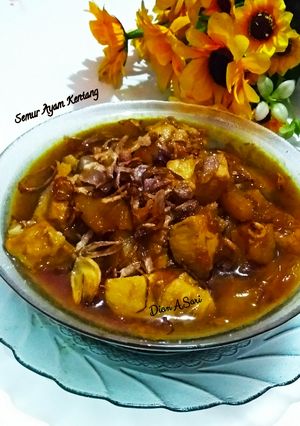Foto resep Semur Ayam Kentang