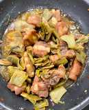 Sườn sụn kho cải chua