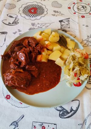 Az első őzpörköltem recept fotója