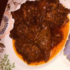 A picture of Cowtail pepper soup.