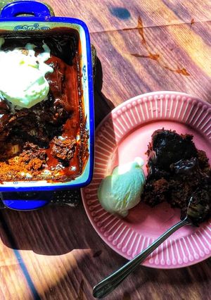 A picture of Chocolate Muddy Pudding or Self Saucing Pudding.