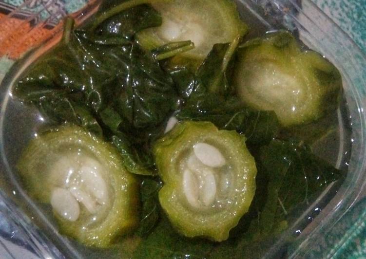 Resep: saat makan malamSayur Bening Bayam Oyong