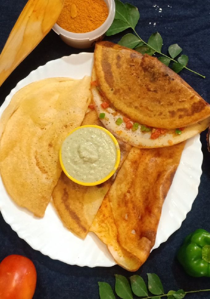 ઇન્સ્ટન્ટ રવા ઢોંસા વીથ પોડી મસાલા (Instant rava Dosa with podi masala Recipe in Gujarati) (Jain) રેસીપી મુખ્ય ફોટો
