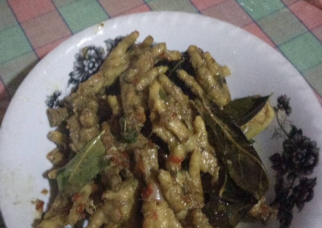 Ceker ayam bumbu rica