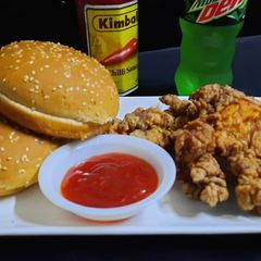 A picture of KFC style homemade zinger.