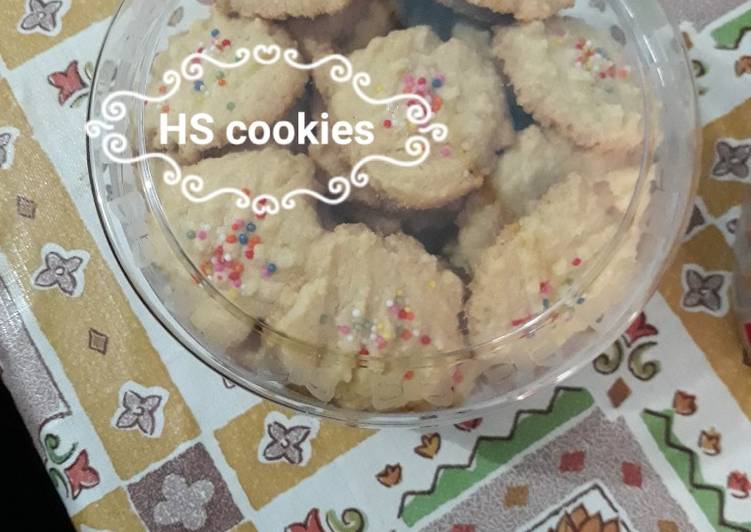 Langkah Mudah untuk Menyiapkan Coconut cookies renyah yang Bikin Ngiler