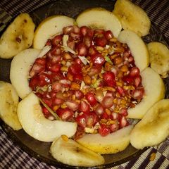 A picture of Sprout fruit chaat.