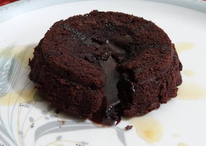Chocolate Lava Cake (with Chocolate Ganache)
