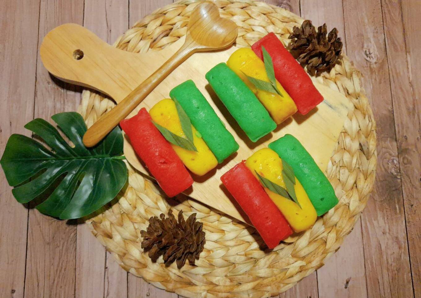Kue Pukis Pelangi