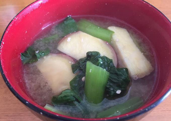 Miso soup with ginger