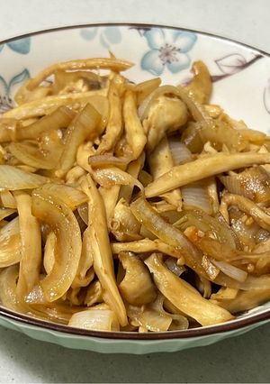杏鮑菇炒洋蔥 的食譜成品照片
