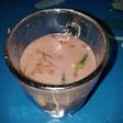 Chè đậu đỏ ăn với nước đá