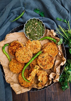 फूलगोभी और चने की टिक्की(Phoolgobhi aur chane ki tikki recipe) रेसिपी मुख्य फोटो
