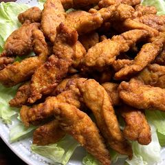 A picture of Curry Flavoured Chicken Sticks.