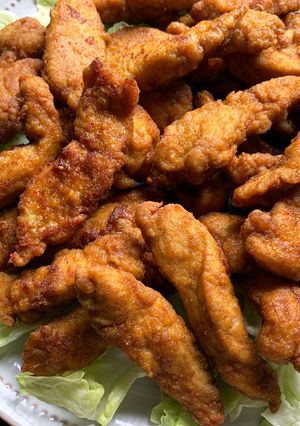 A picture of Curry Flavoured Chicken Sticks.