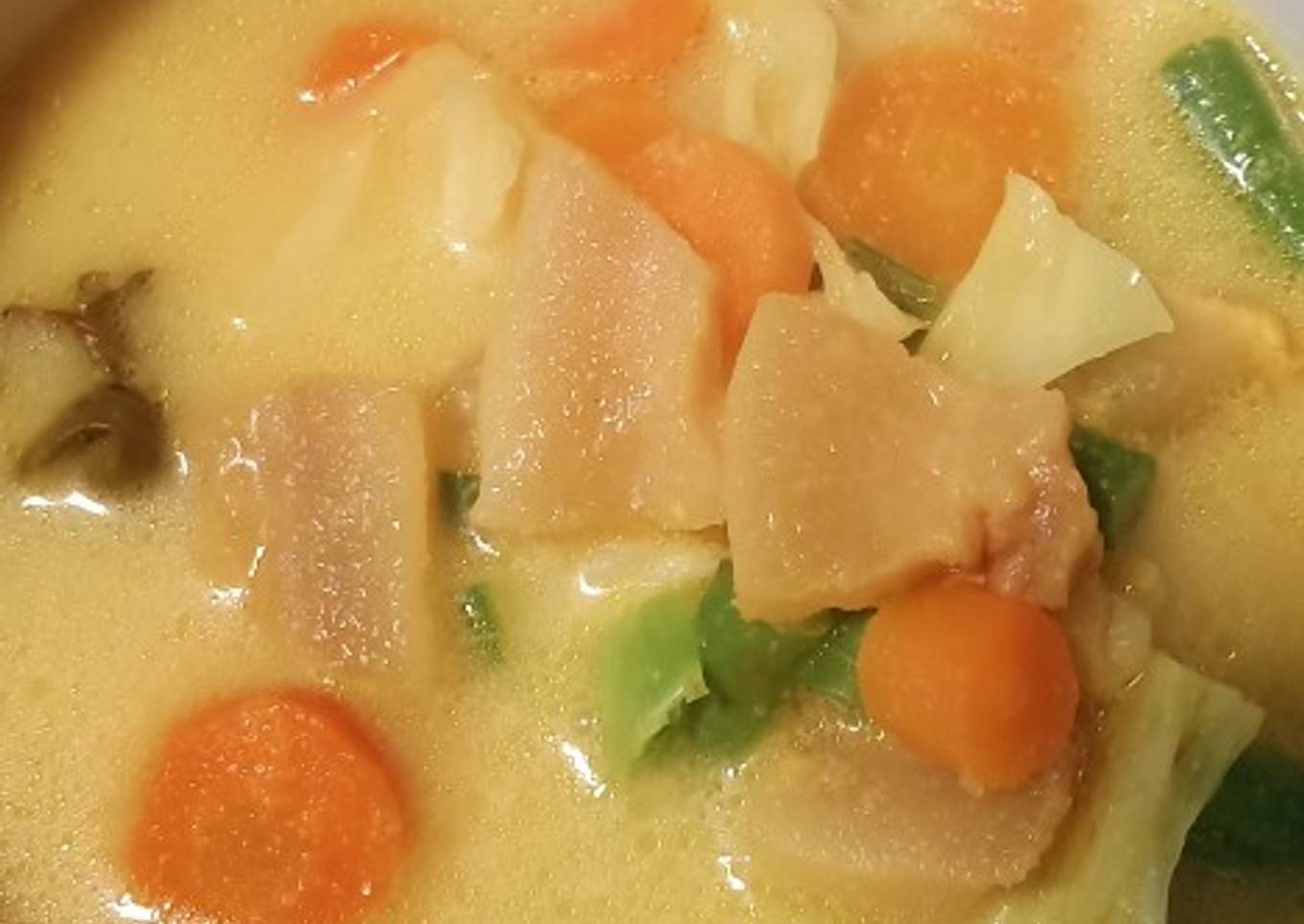 Soto kikil sayur sop