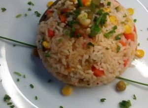 Una foto de Arroz con vegetales y ciboulete