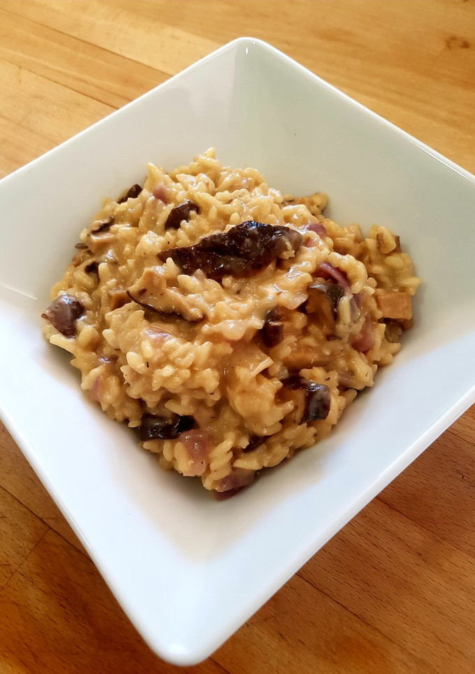 Una foto de Risotto de setas shitake con queso gorgonzola