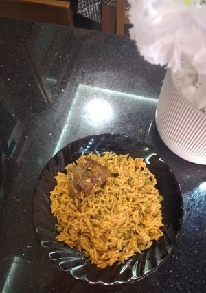 صورة لوصفة أرز بصلصة حمراء