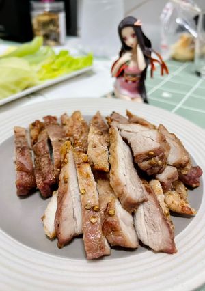 รูปของ หมูย่าง