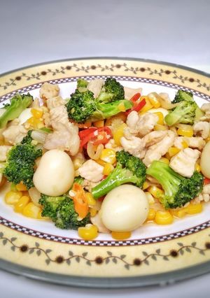 Foto resep 🌼 Cah ayam brokoli jagung telur puyuh