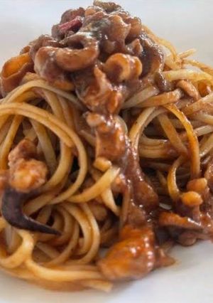 Foto di Linguine con Calamari al Sugo
