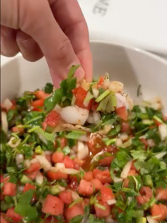 A picture of Pico de Gallo.