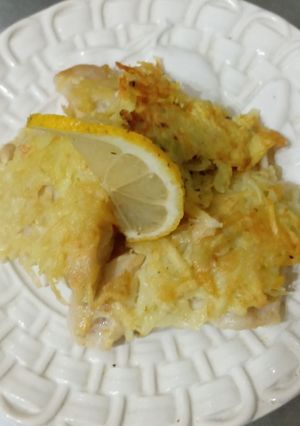 Una foto de Filet de pescado crosti con ensalada de lentejas