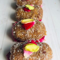 A picture of Coconut gulkand balls.