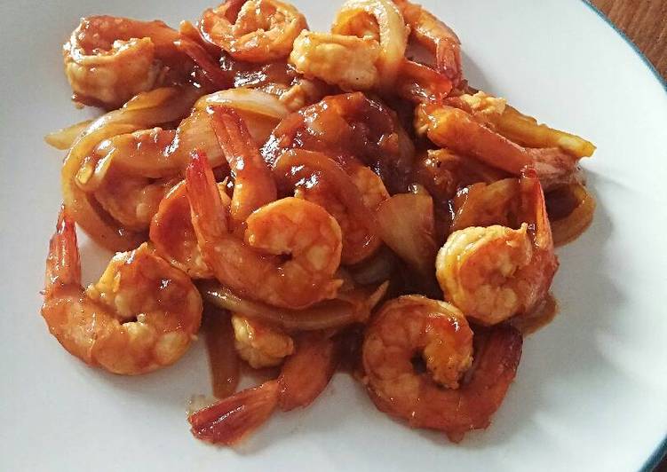 Bagaimana Membuat Udang Goreng Saus Mentega, Menggugah Selera