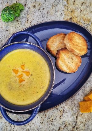 A picture of Broccoli Cheddar Soup.