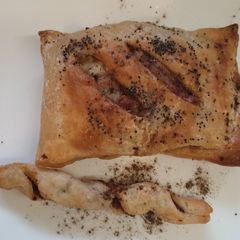 A picture of Gluten free corned beef pasties.