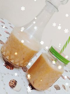 صورة لوصفة عصير الفواكه 🍹 🍓🍎🍌🍊 مغذي ومناسب للسحور ويعطي الطاقة 💪💪