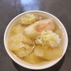 A picture of Fruit Soup.