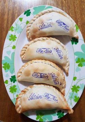 Una foto de Empanadas de Atún con sello propio