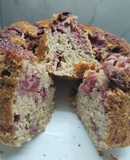 Budín saludable de frutillas y bananas