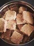 Sesame seeds Ground nuts Golpapdi
