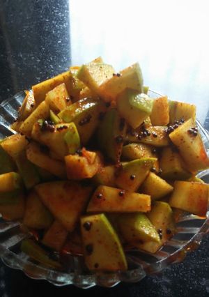 A picture of Kairiche Karmath (Instant Mango Pickle).