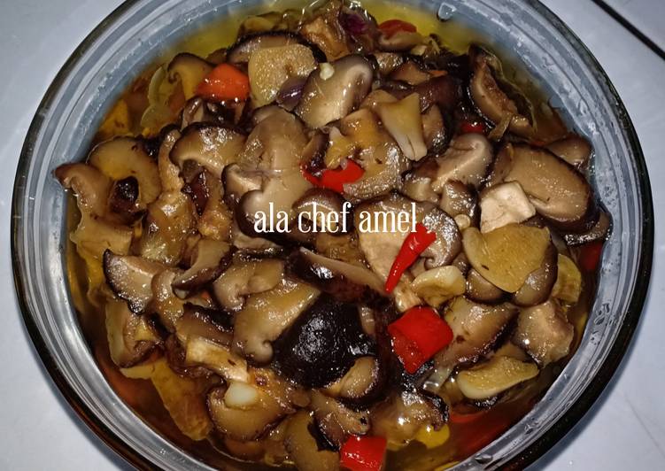 Bagaimana Menyiapkan Jamur Shitake saus tiram, Enak Banget