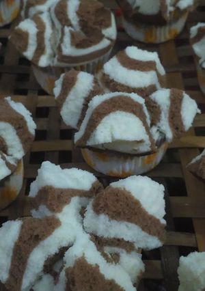 Foto resep Bolu Kukus Mekar metode all in one