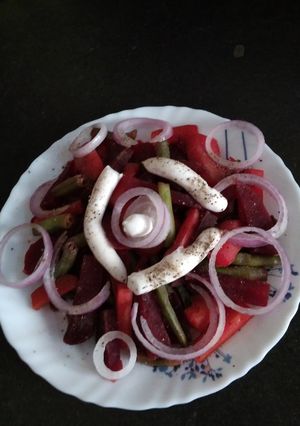 A picture of Vegetable salad.