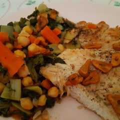 Una foto de Acelgas con garbanzos y pechuga de pollo