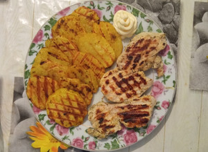 Фото Філе курки🍗 та картопелька на грилі.
