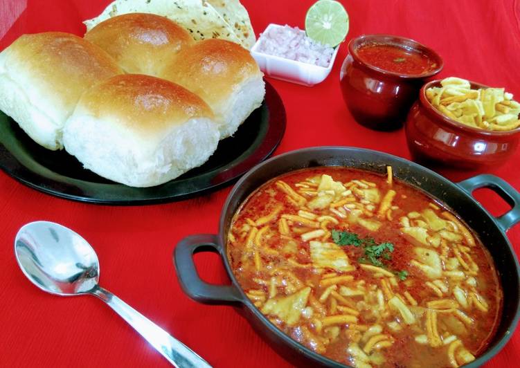 Misal pav