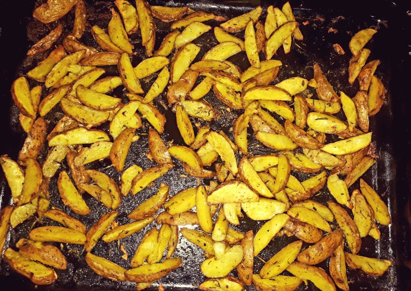 Baked rosemary potatoe wedges