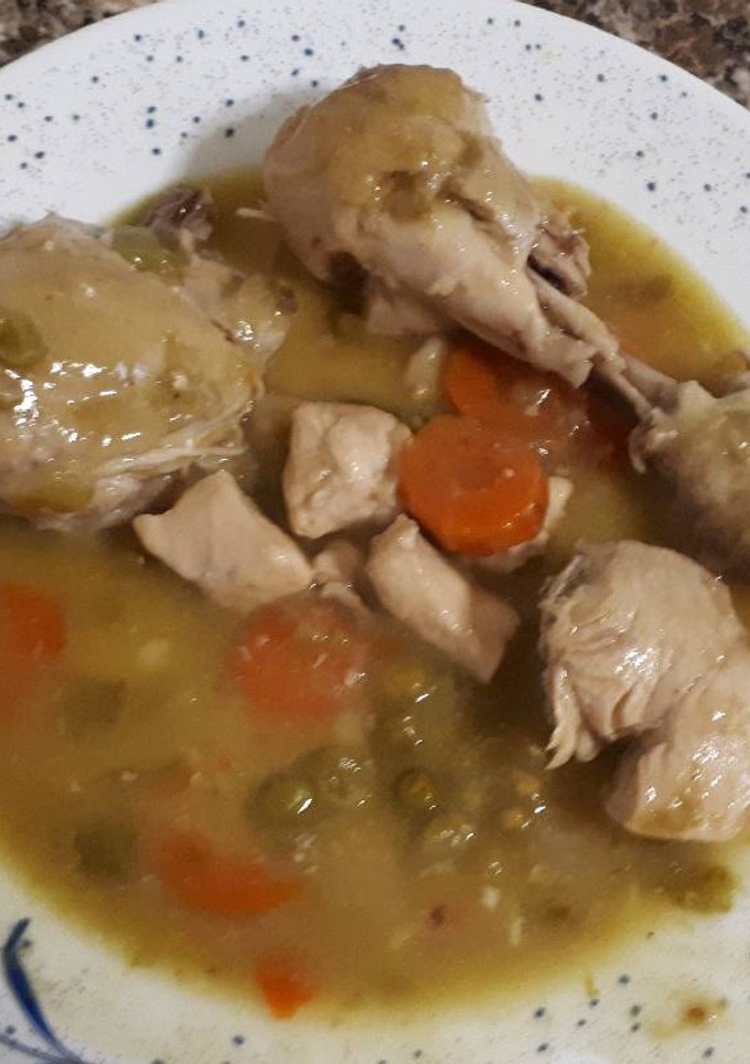 Una foto de Pollo en salsa