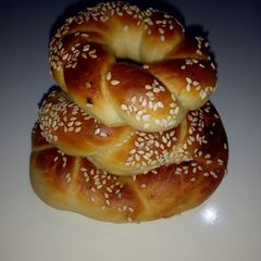 A picture of Sesame bread.