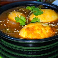 A picture of Hot chilli egg.