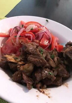 A picture of Boiled beef with kachumbari.