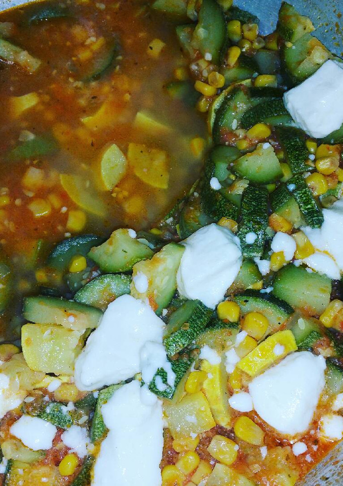 A picture of Squash soup.